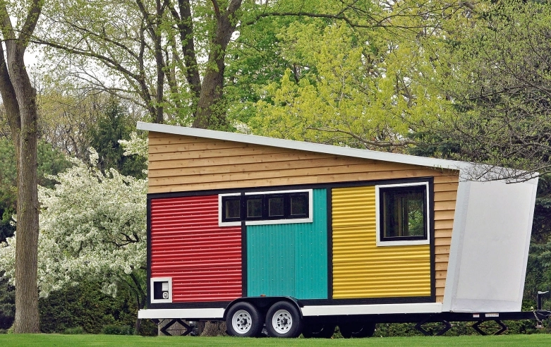 Toybox home, czyli domek na kółkach