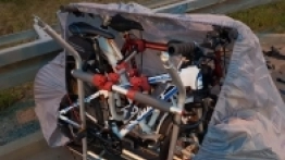 Tragiczny skutek przeładowania przyczepy - zdjęcie 4