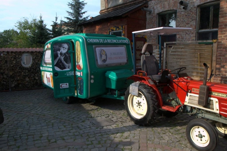 Traktorami do Francji