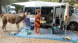 BusKampery sprzyjają eskapadom  w nieznane. - zdjęcie 2