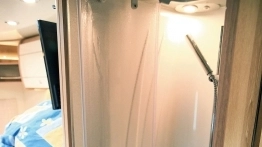 Włoski kamper Giottiline w zimowym teście samochodowym - zdjęcie 14