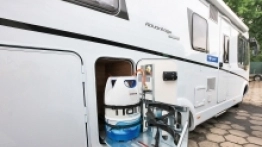 W ramach opłaty serwisowej najczęściej otrzymujemy zapas butli gazowych. Jeżeli się skończą, musimy samodzielnie je wymienić - zdjęcie 2