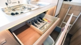 Wyposażenie dodatkowe, jak sztućce czy garnki, to rzeczy, za które wybrane wypożyczalnie każą sobie dodatkowo płacić - zdjęcie 14