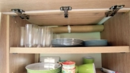 Dziś swoich garnków i talerzy zabierać nie trzeba, ale niekiedy takie zestawy nie są wliczone w podstawową cenę najmu - zdjęcie 8