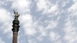 Pomnik Kolumba wskazuje kierunek: Ameryka - zdjęcie 3