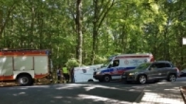 Zasnęła za kierownicą, kamper w rowie - zdjęcie 5