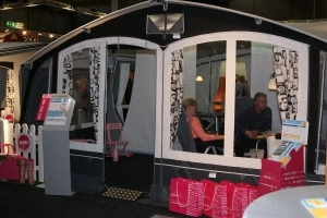 cd. Caravan Salon 2010 - zdjęcie 5