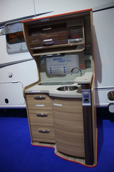 Kolejny dzień na Caravan Salon - zdjęcie 19