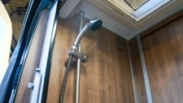 VW Crafter kamper na Poznań Motor Show 2017 - zdjęcie 10