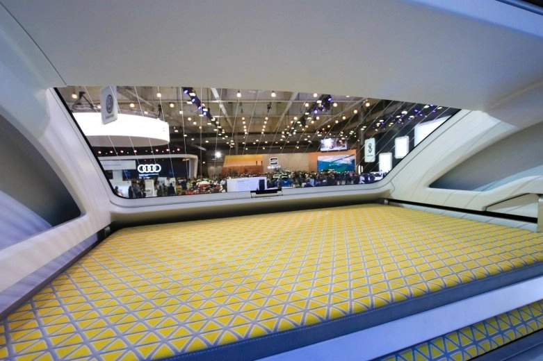 California XXL na targach Poznań Motor Show 2018