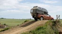 AZAR4 na torze motocrossowym - zdjęcie 9