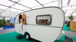 Zabytkowe przyczepy na Caravan Salon 2018 - zdjęcie 11