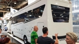 Luksusowe kampery na Caravan Salon 2018 - zdjęcie 16