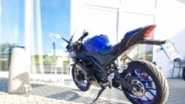 Yamaha YZF-R125 - zdjęcie 1