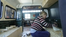 Land Rover Defender - zdjęcie 7