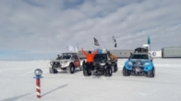 Toyotą Hilux na Południowy Biegun Niedostępności - zdjęcie 2