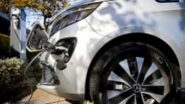 Elektryczny kamper Mercedesa - zdjęcie 5