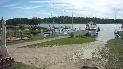 Jezioro Boczne, port Bogaczewo