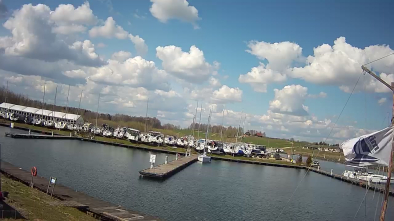 Basen portowy Mamry Mix Port przy jez. Mamry