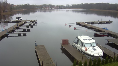 Jezioro Tajty, Port Hotel Tajty