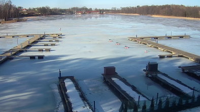 Jezioro Tajty, Port Hotel Tajty