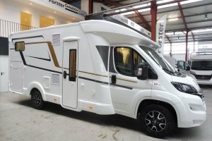 Fiat Profila T 695 HB}