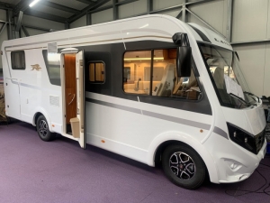 Fiat Kosmo 909 LE}