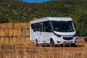 Fiat Amphitryon 957}