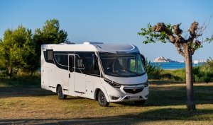 Fiat Amphitryon 967}