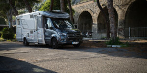 Mercedes Benz B-ML T 780}