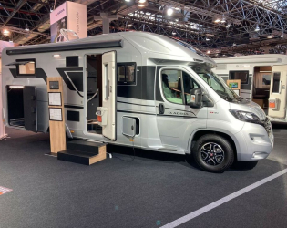 Fiat Coral Supreme 670 DL}