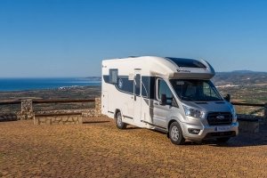 Ford Tessoro 495 NK}