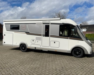 Mercedes Benz chic c-line I 5.0 QB L superior}