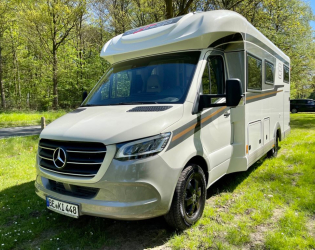 Mercedes Benz chic c-line T 4.9 LE}