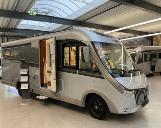 Fiat chic c-line I 4.9 LE L superior 2024}