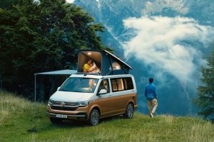 Volkswagen California 6.1 Beach Camper}