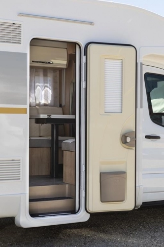 CI International - zdjęcie 1