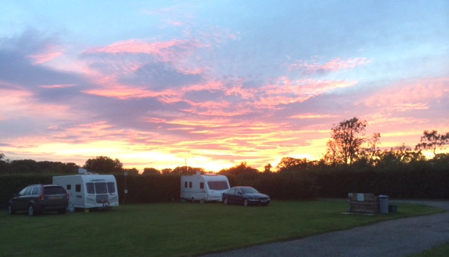 zobacz camping - zdjęcie 1