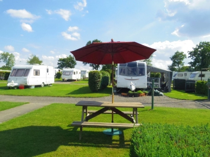 Oakley Farm Caravan Park - zdjęcie 1