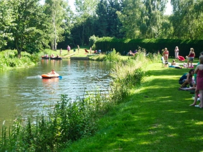 Outney Meadow Caravan Park - zdjęcie 4