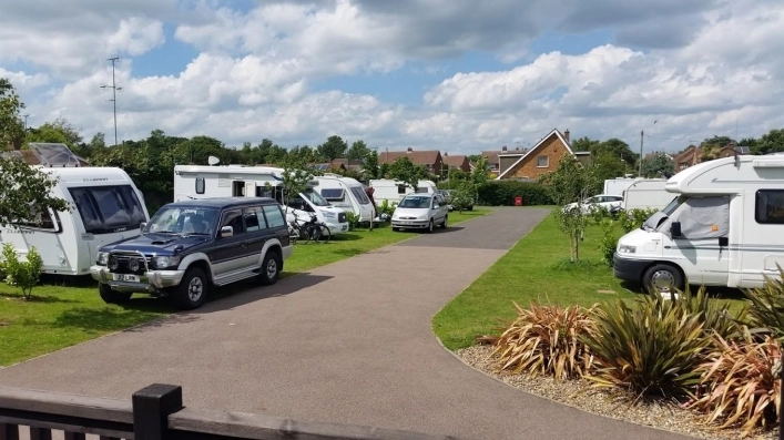 zobacz camping - zdjęcie 1