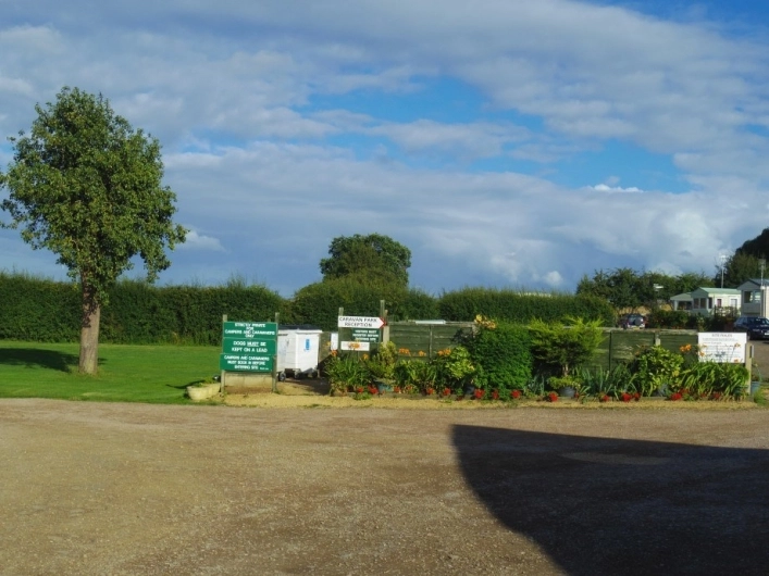 Red Lion Caravan & Camping Park - zdjęcie 4