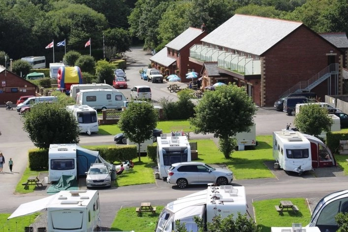 zobacz camping - zdjęcie 1