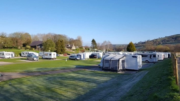 Riverside Caravan Park - zdjęcie 2