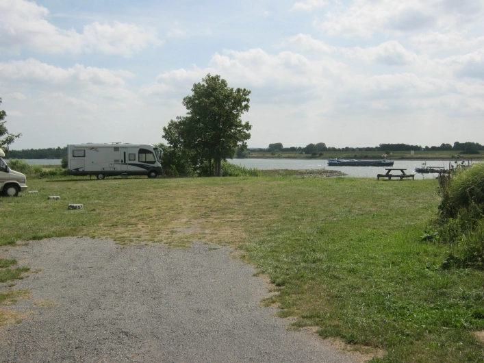 Parking Camperplaatsen Tolkamer Holandia  - zdjęcie 5