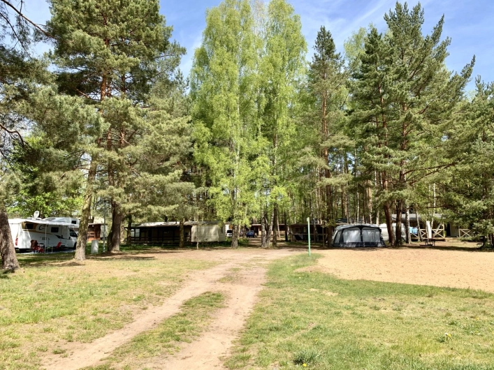 Ośrodek Wypoczynkowy "Jeziornik" - zdjęcie 1