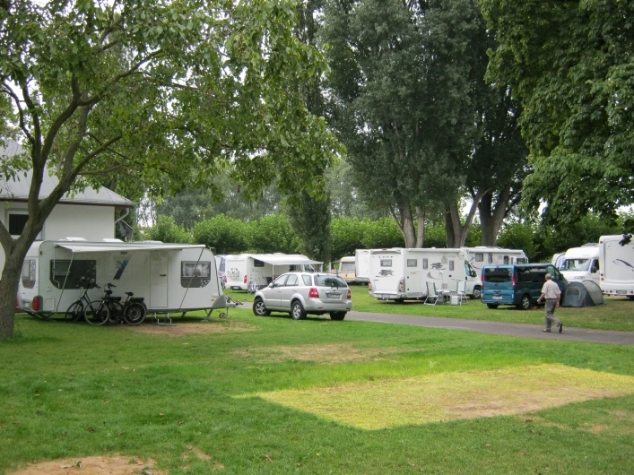Campingplatz  Am Rhein  Rüdesheim  - zdjęcie 1