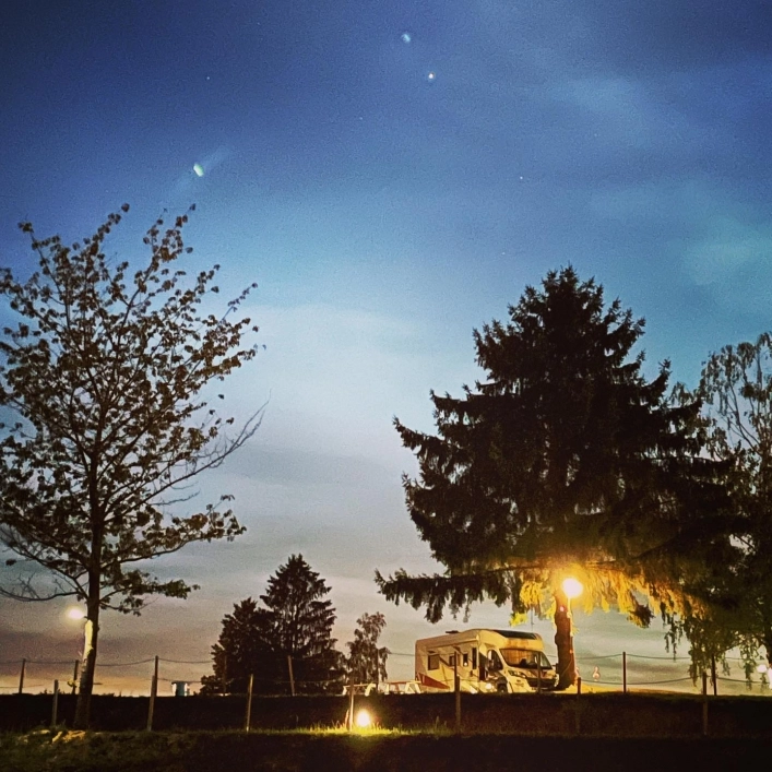 Camper Camping - zdjęcie 2