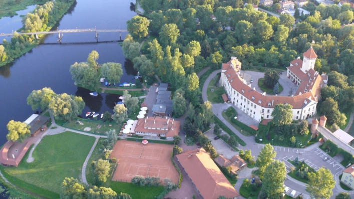 Camper Park Zamek Pułtusk - zdjęcie 3