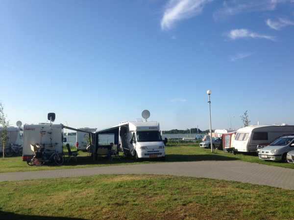 CAMPING NA GRANICY nr 125